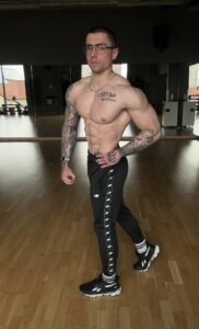 011d3ec0 68c4 44c1 a97f 4a0a028f1100